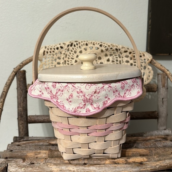 LONGABERGER 2001 BREAST CANCER HORIZON OF HOPE BASKET W/Hexagon Wood Top & Liner - Picture 4 of 17
